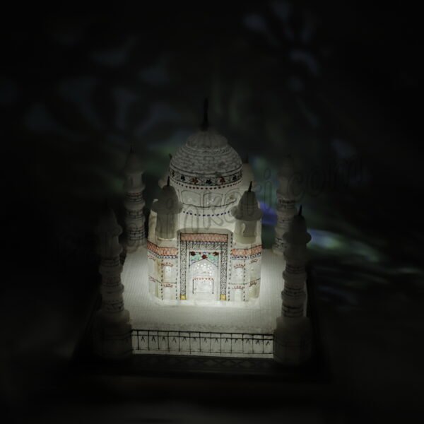 Taj Mahal Figure in White Marble