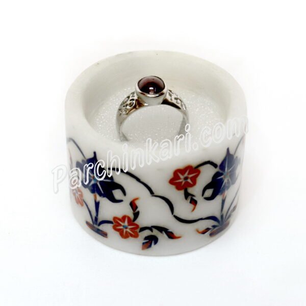 Round Box for Wedding Ring in White Marble Inlay Art